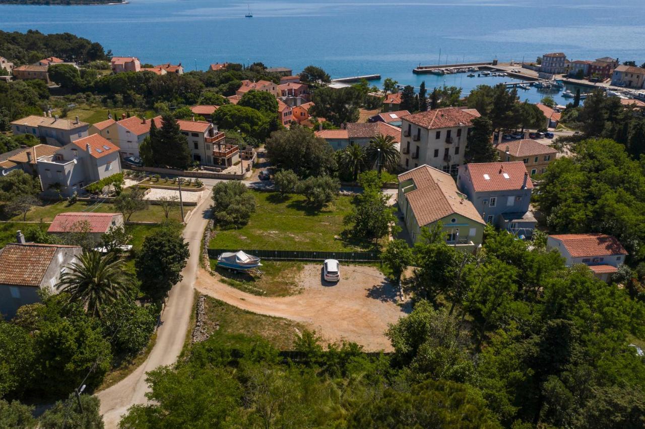 Apartmani Danica Нерезине Экстерьер фото