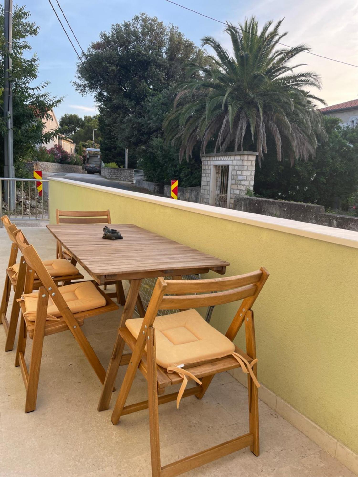 Apartmani Danica Нерезине Экстерьер фото