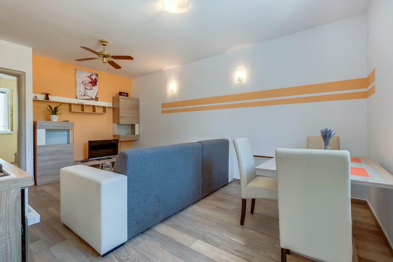 Apartmani Danica Нерезине Экстерьер фото