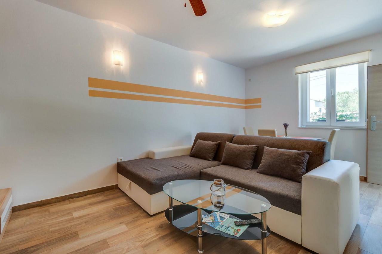 Apartmani Danica Нерезине Экстерьер фото