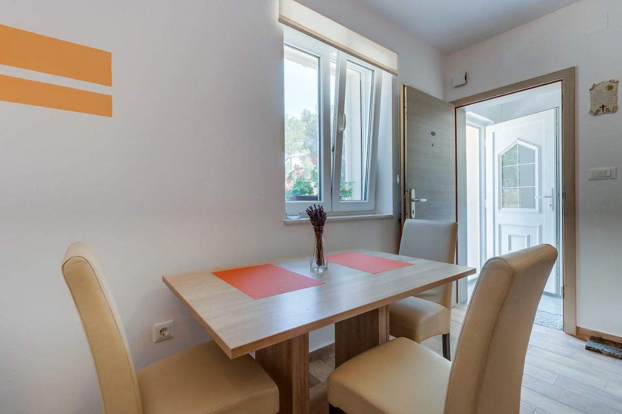 Apartmani Danica Нерезине Экстерьер фото